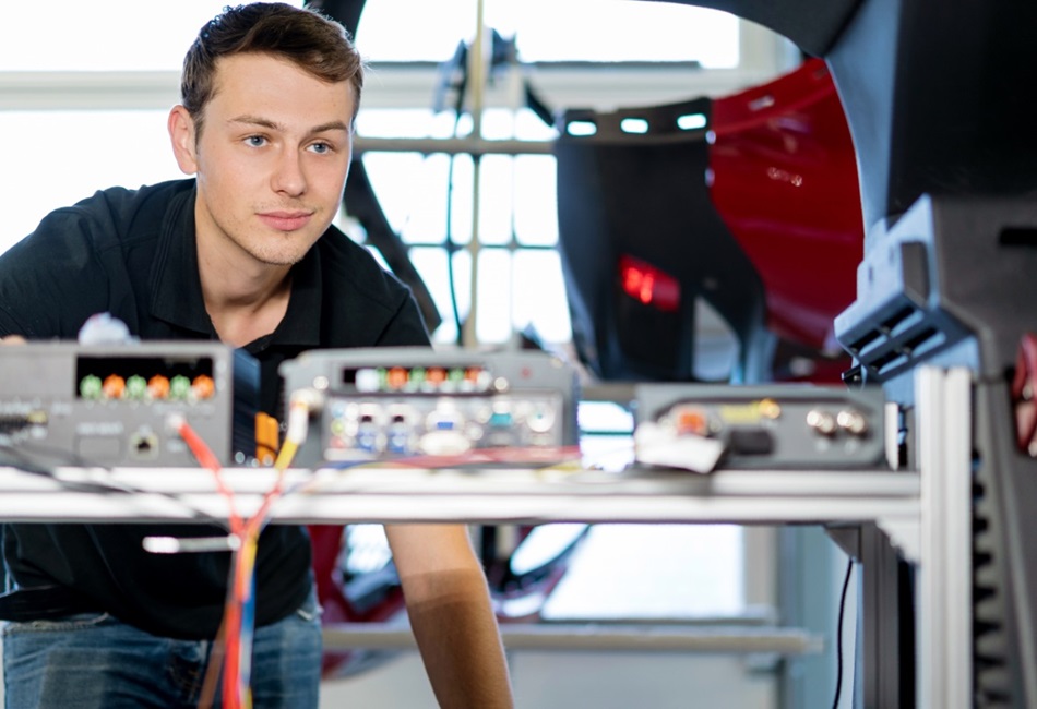 Aptiv manufacturing program Aptiv manufacturing program