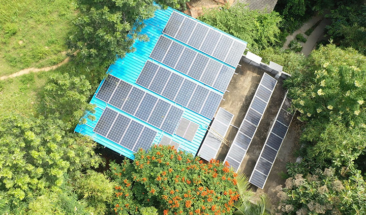 A solar-powered public school in Bangalore, India
