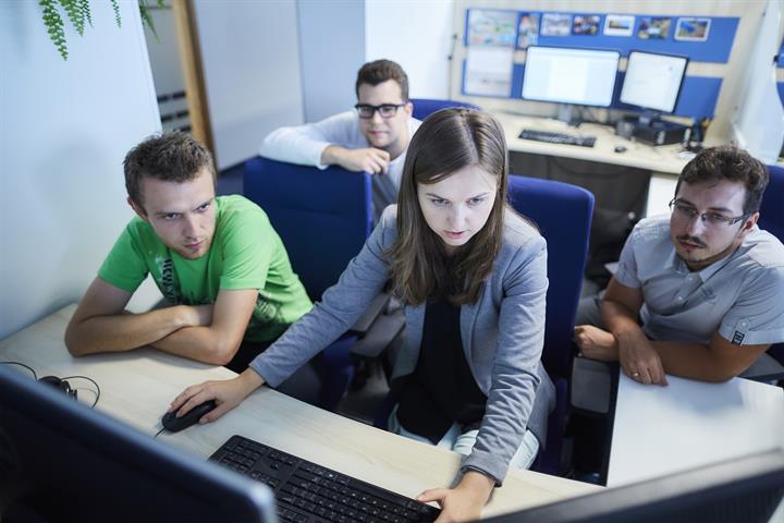 Aptiv Careers Wuppertal Tech Center